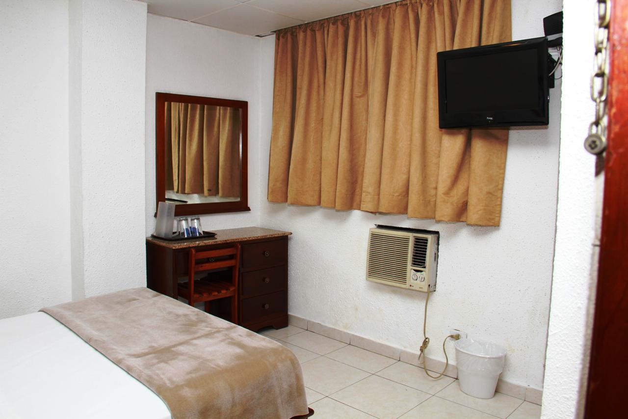 Hotel California Panama Bagian luar foto